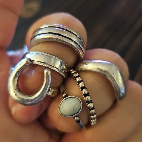 Silver Stack - Picture 1 of 4